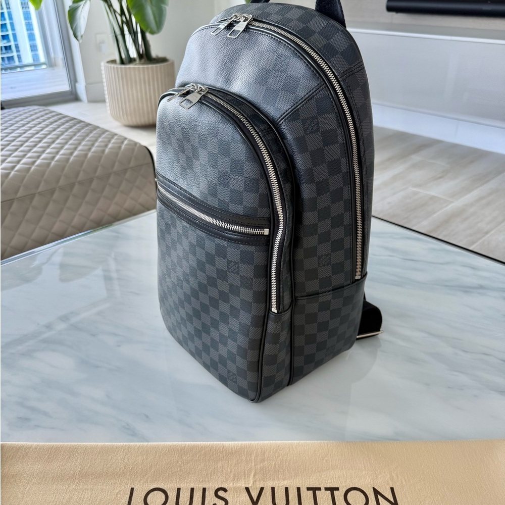 Louis Vuitton Michael Backpack - Picture 3 of 16